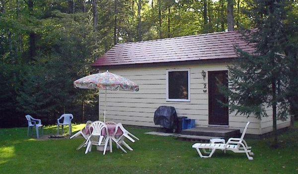 Sunny Birch Cottages Sauble Beach Exterior photo